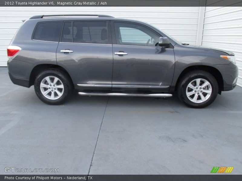 Magnetic Gray Metallic / Ash 2012 Toyota Highlander V6