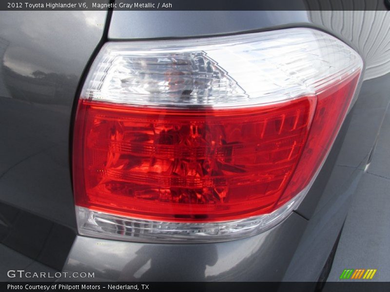 Magnetic Gray Metallic / Ash 2012 Toyota Highlander V6
