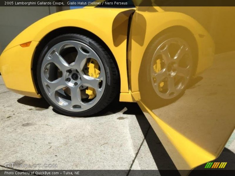 Giallo Halys (Yellow) / Nero Perseus 2005 Lamborghini Gallardo Coupe
