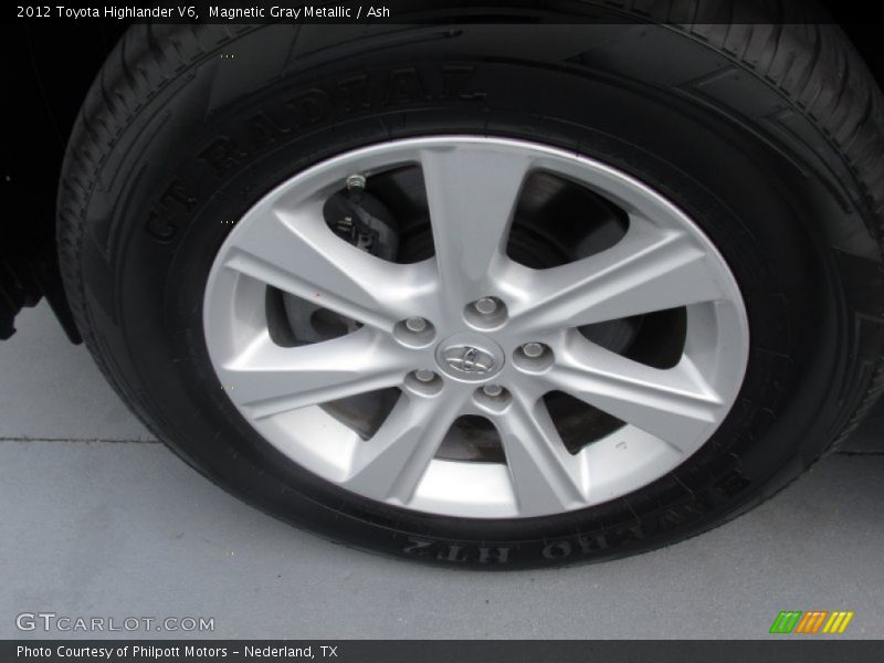 Magnetic Gray Metallic / Ash 2012 Toyota Highlander V6