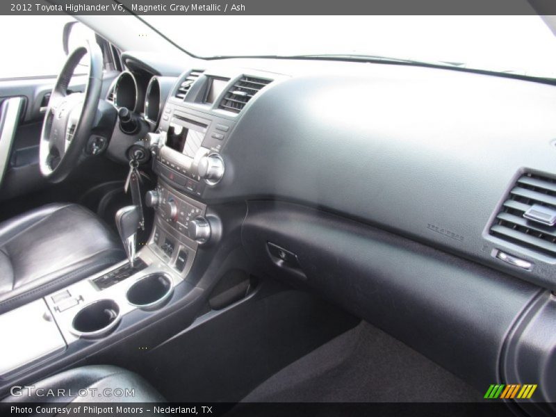 Magnetic Gray Metallic / Ash 2012 Toyota Highlander V6