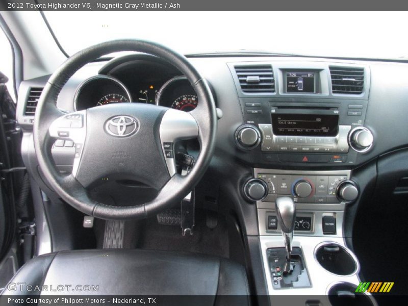 Magnetic Gray Metallic / Ash 2012 Toyota Highlander V6