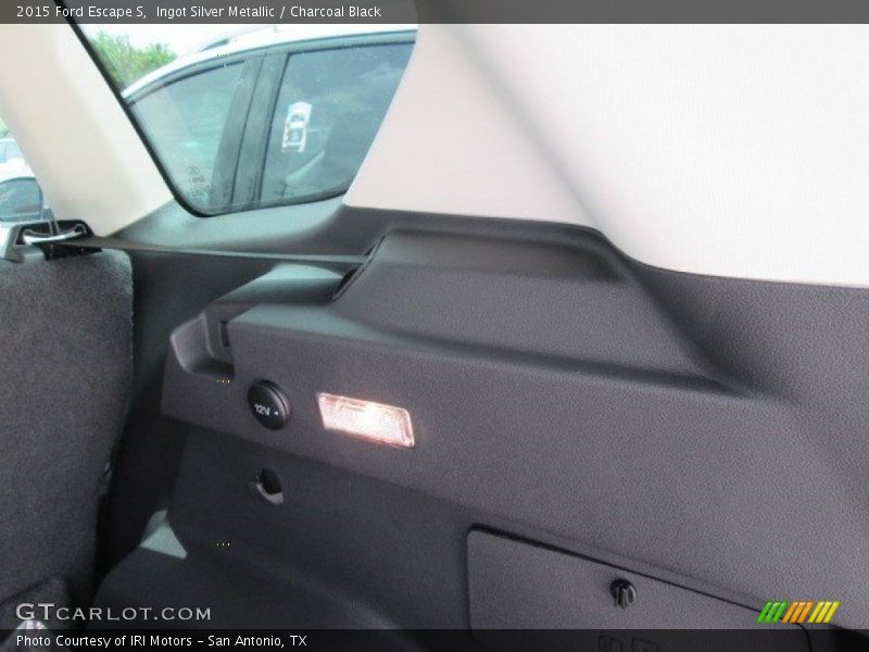 Ingot Silver Metallic / Charcoal Black 2015 Ford Escape S