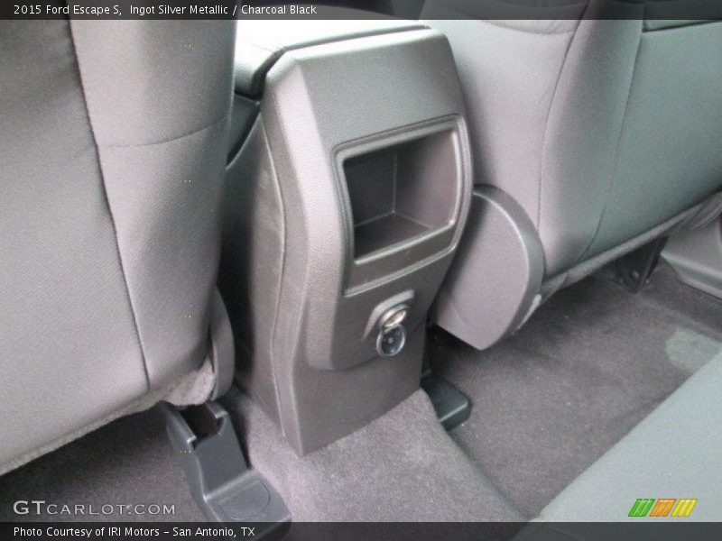 Ingot Silver Metallic / Charcoal Black 2015 Ford Escape S