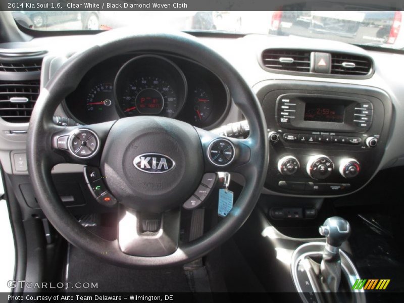 Clear White / Black Diamond Woven Cloth 2014 Kia Soul 1.6