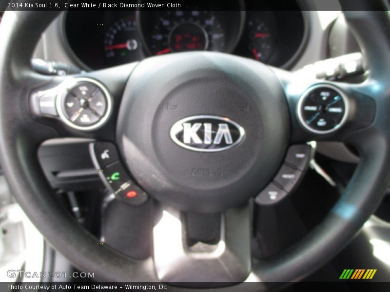 Clear White / Black Diamond Woven Cloth 2014 Kia Soul 1.6