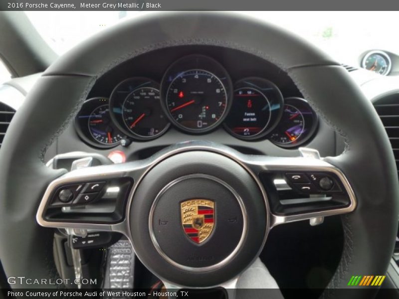 Meteor Grey Metallic / Black 2016 Porsche Cayenne
