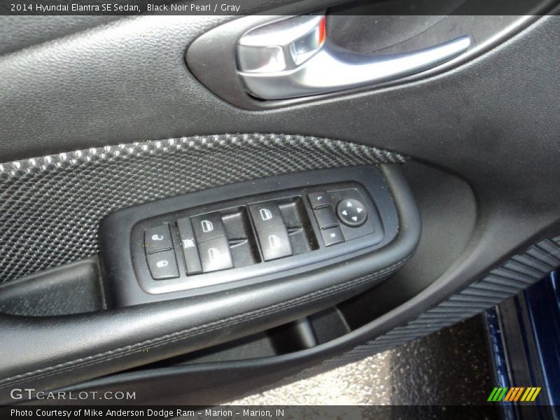 Black Noir Pearl / Gray 2014 Hyundai Elantra SE Sedan