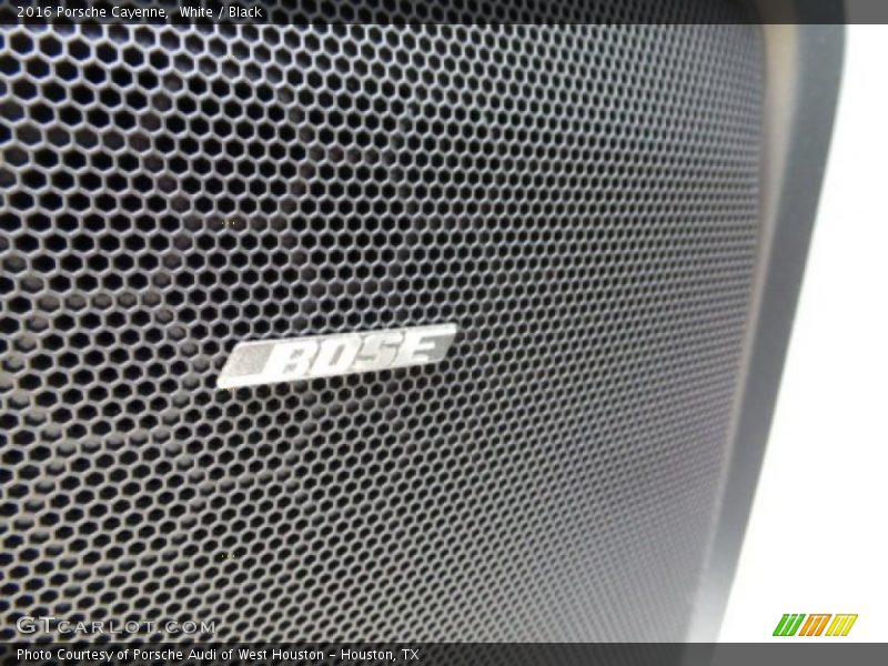 White / Black 2016 Porsche Cayenne