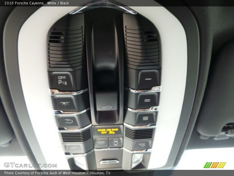 White / Black 2016 Porsche Cayenne