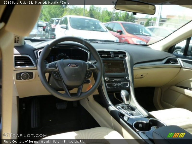 Magnetic Metallic / Dune 2016 Ford Fusion SE