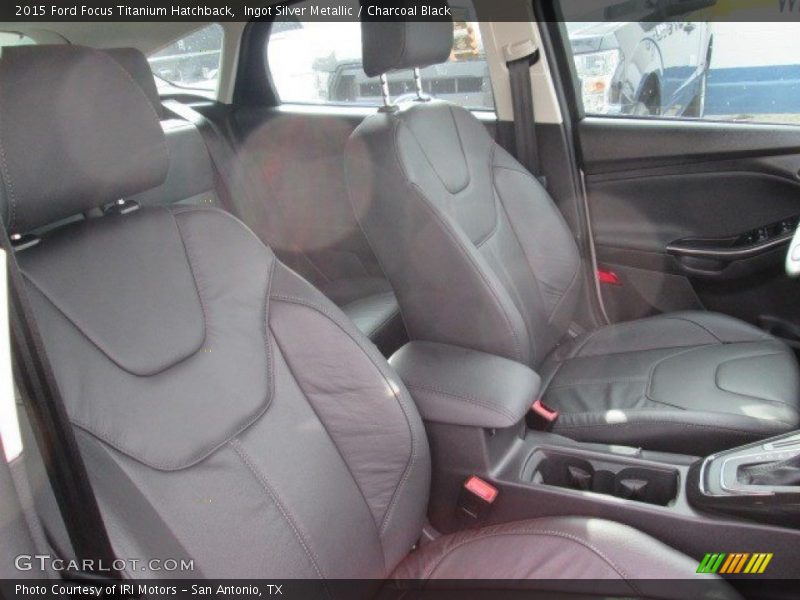 Ingot Silver Metallic / Charcoal Black 2015 Ford Focus Titanium Hatchback