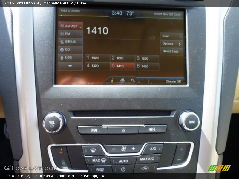 Magnetic Metallic / Dune 2016 Ford Fusion SE