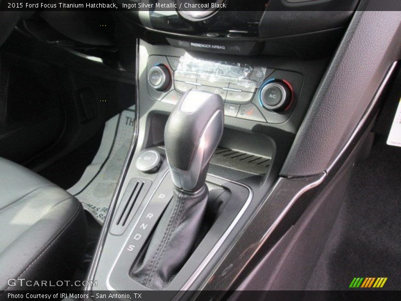 Ingot Silver Metallic / Charcoal Black 2015 Ford Focus Titanium Hatchback