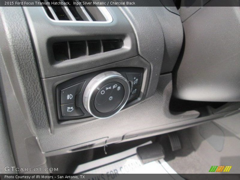 Ingot Silver Metallic / Charcoal Black 2015 Ford Focus Titanium Hatchback