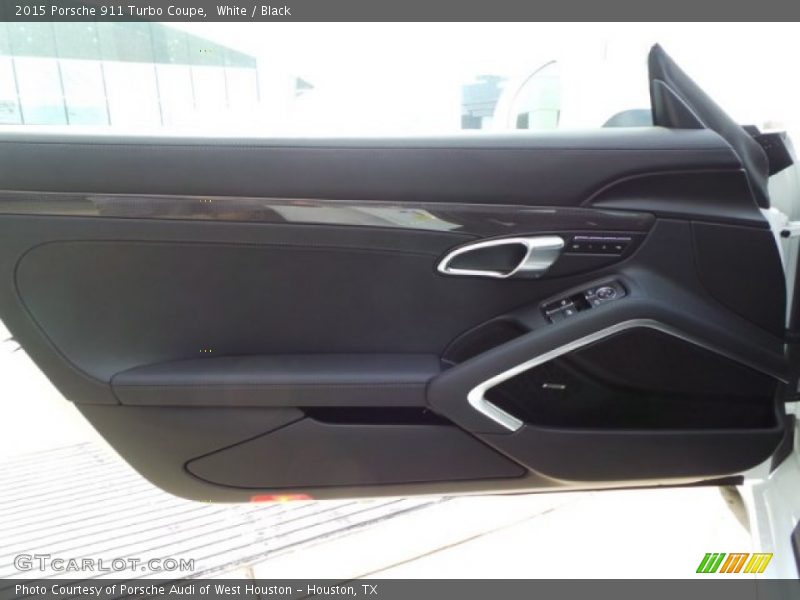 Door Panel of 2015 911 Turbo Coupe