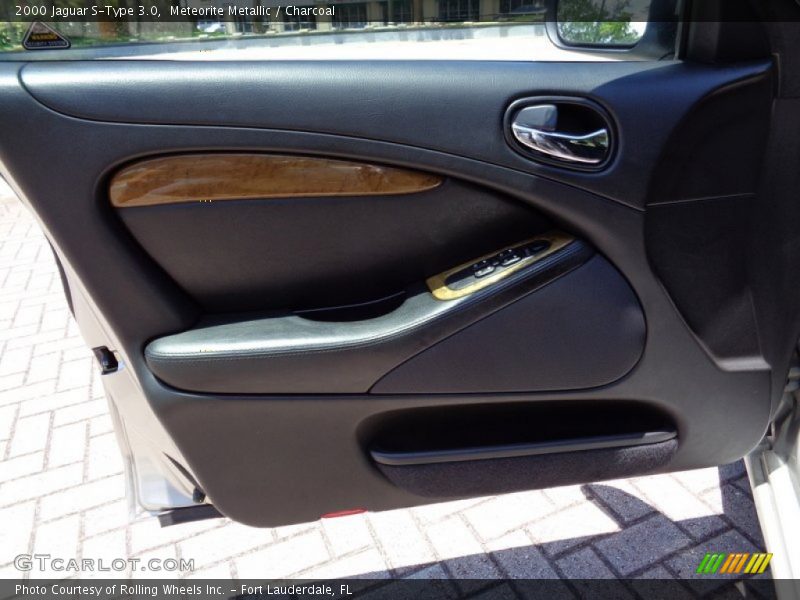 Meteorite Metallic / Charcoal 2000 Jaguar S-Type 3.0