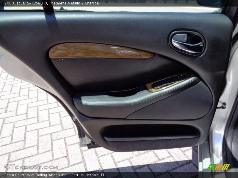 Meteorite Metallic / Charcoal 2000 Jaguar S-Type 3.0