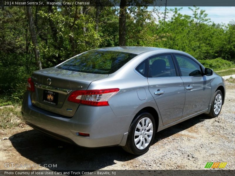 Magnetic Gray / Charcoal 2014 Nissan Sentra SV