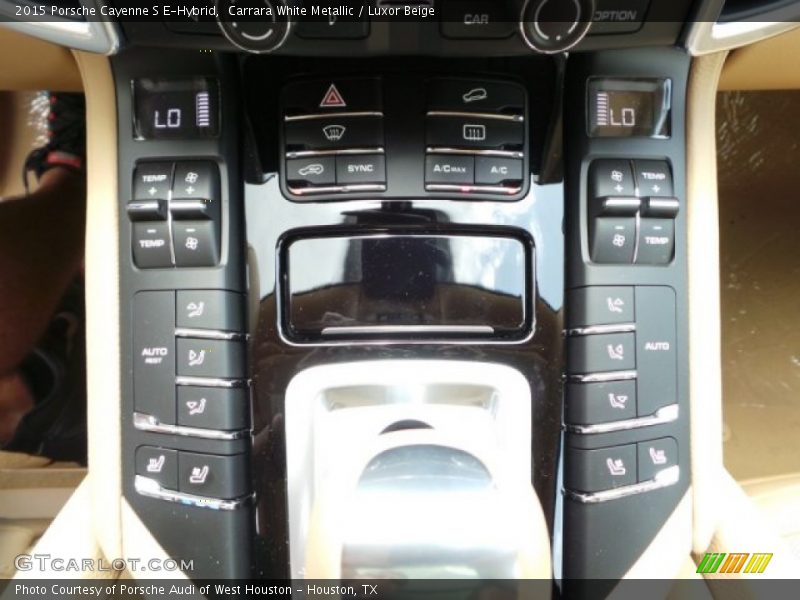 Carrara White Metallic / Luxor Beige 2015 Porsche Cayenne S E-Hybrid