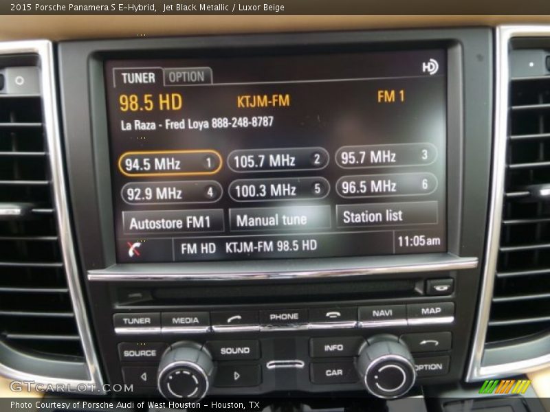 Controls of 2015 Panamera S E-Hybrid