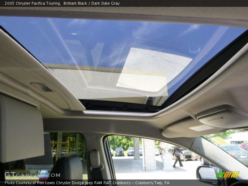 Brilliant Black / Dark Slate Gray 2005 Chrysler Pacifica Touring