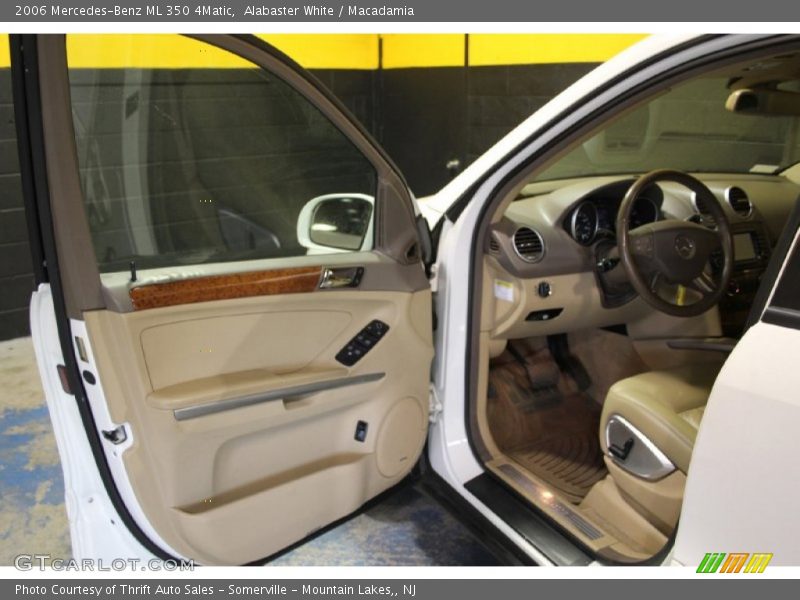 Alabaster White / Macadamia 2006 Mercedes-Benz ML 350 4Matic