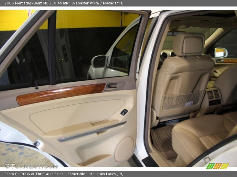 Alabaster White / Macadamia 2006 Mercedes-Benz ML 350 4Matic