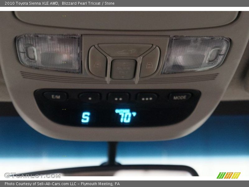 Blizzard Pearl Tricoat / Stone 2010 Toyota Sienna XLE AWD