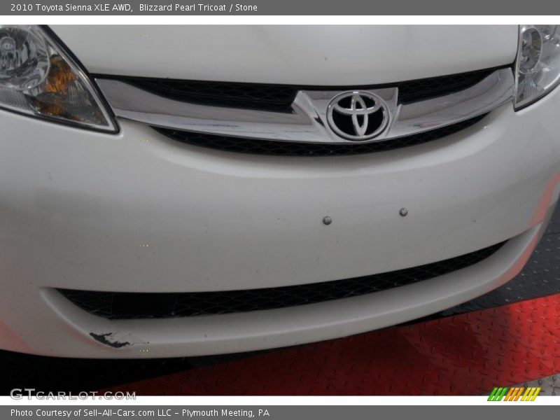 Blizzard Pearl Tricoat / Stone 2010 Toyota Sienna XLE AWD