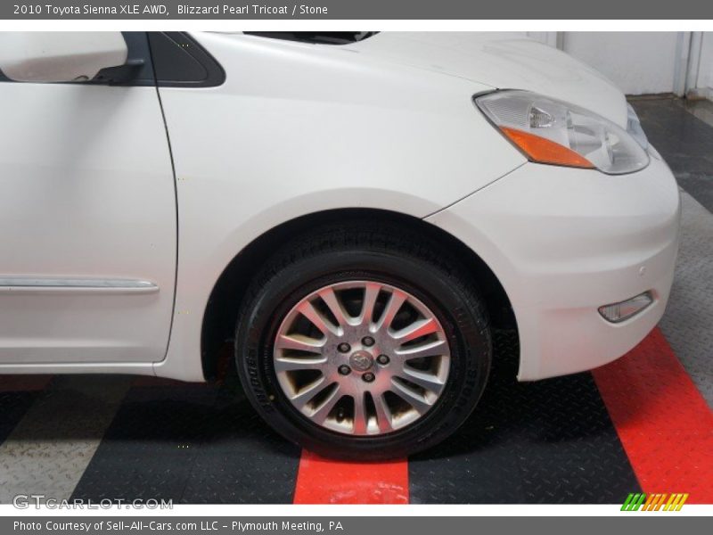 Blizzard Pearl Tricoat / Stone 2010 Toyota Sienna XLE AWD