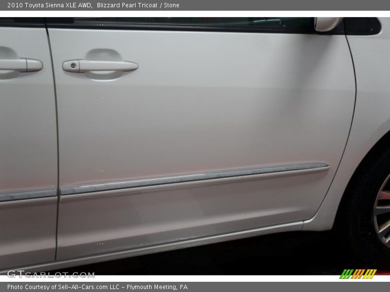 Blizzard Pearl Tricoat / Stone 2010 Toyota Sienna XLE AWD