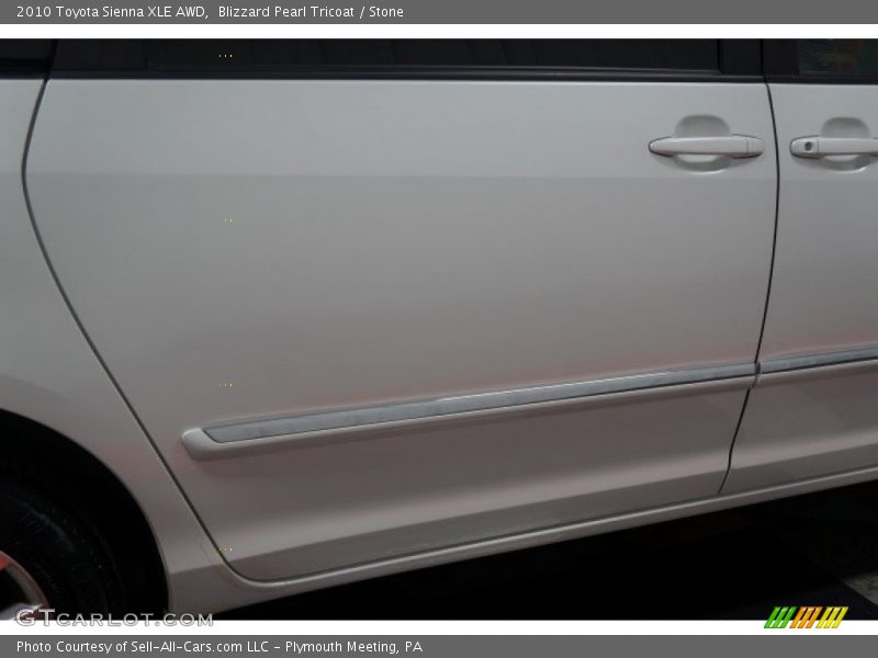 Blizzard Pearl Tricoat / Stone 2010 Toyota Sienna XLE AWD