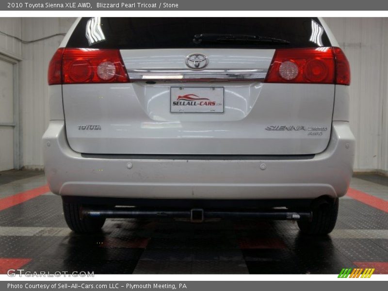 Blizzard Pearl Tricoat / Stone 2010 Toyota Sienna XLE AWD