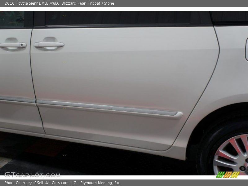 Blizzard Pearl Tricoat / Stone 2010 Toyota Sienna XLE AWD