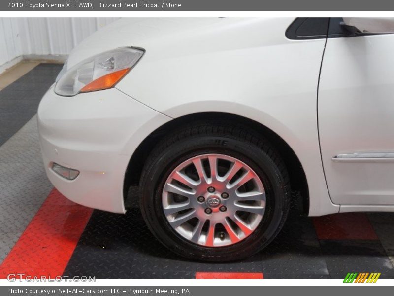 Blizzard Pearl Tricoat / Stone 2010 Toyota Sienna XLE AWD