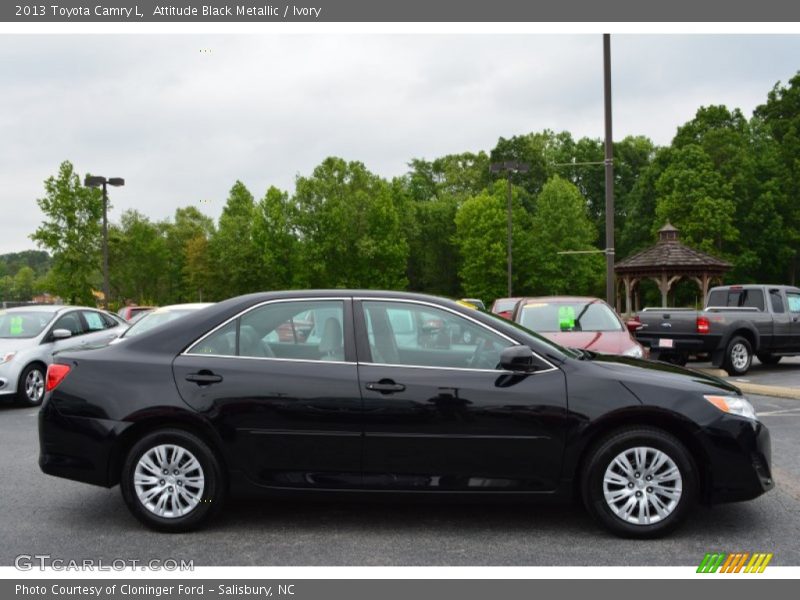 Attitude Black Metallic / Ivory 2013 Toyota Camry L