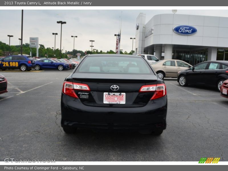 Attitude Black Metallic / Ivory 2013 Toyota Camry L
