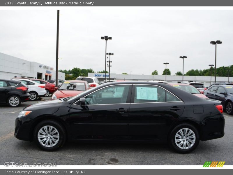 Attitude Black Metallic / Ivory 2013 Toyota Camry L