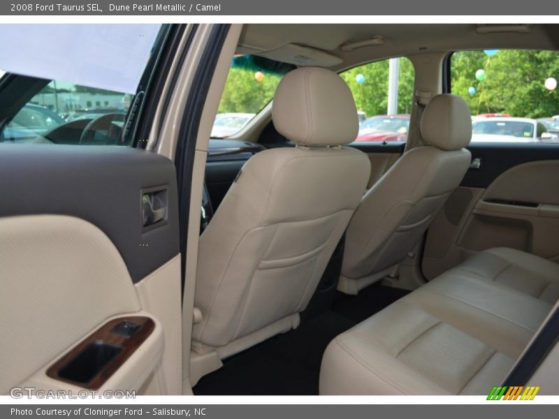Dune Pearl Metallic / Camel 2008 Ford Taurus SEL
