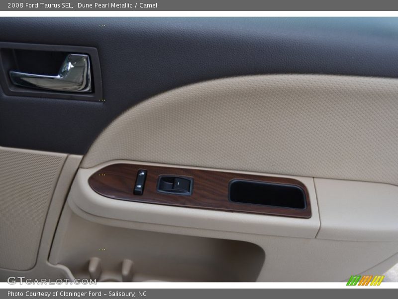 Dune Pearl Metallic / Camel 2008 Ford Taurus SEL