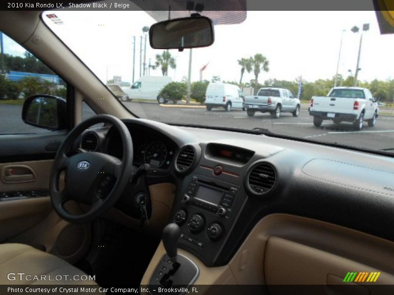 Shadow Black / Beige 2010 Kia Rondo LX