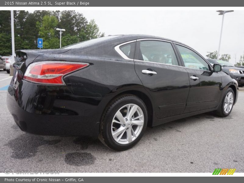 Super Black / Beige 2015 Nissan Altima 2.5 SL