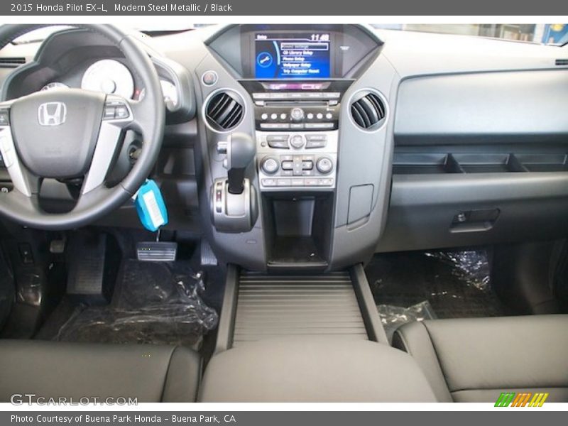 Modern Steel Metallic / Black 2015 Honda Pilot EX-L