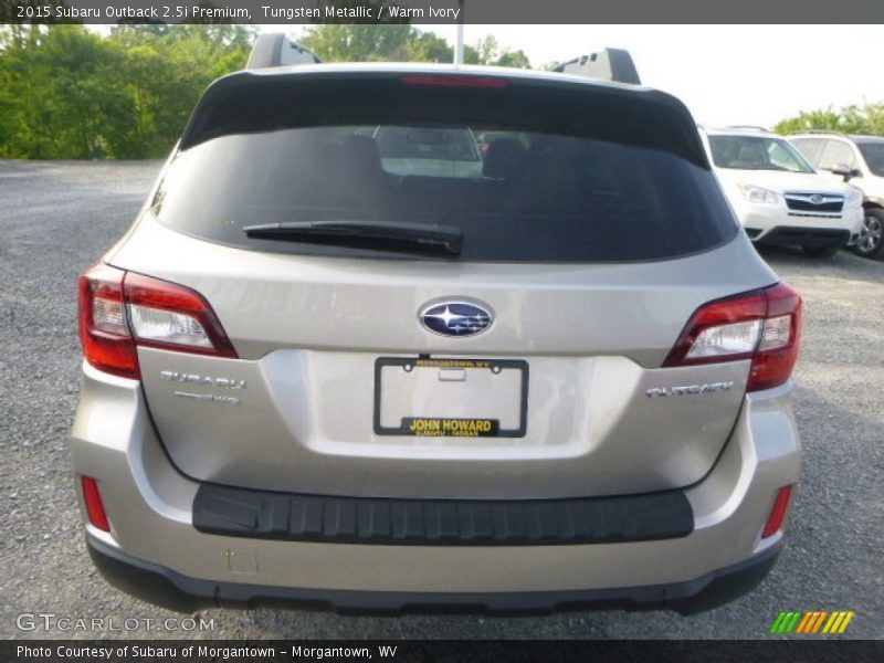 Tungsten Metallic / Warm Ivory 2015 Subaru Outback 2.5i Premium