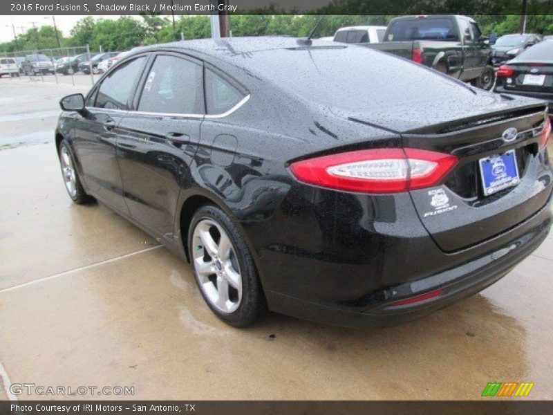 Shadow Black / Medium Earth Gray 2016 Ford Fusion S