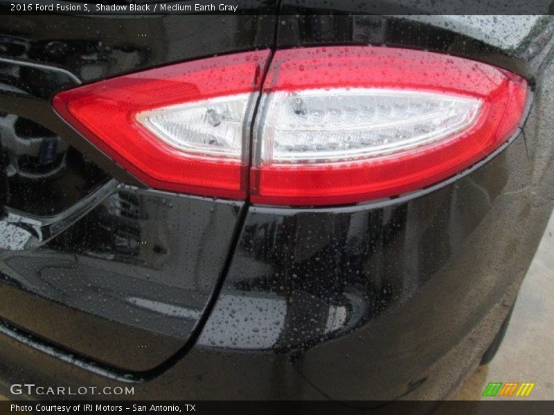 Shadow Black / Medium Earth Gray 2016 Ford Fusion S