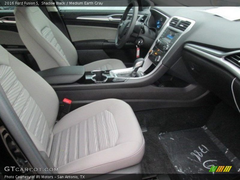 Shadow Black / Medium Earth Gray 2016 Ford Fusion S