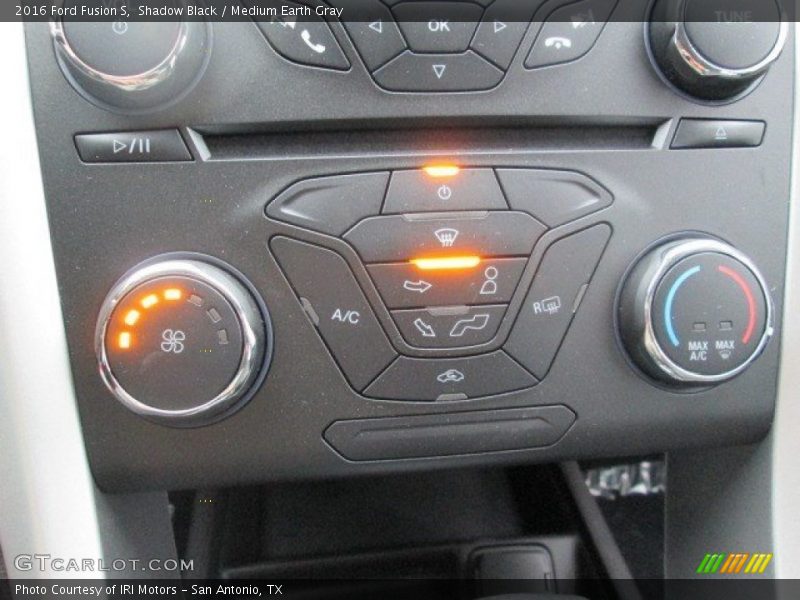 Controls of 2016 Fusion S