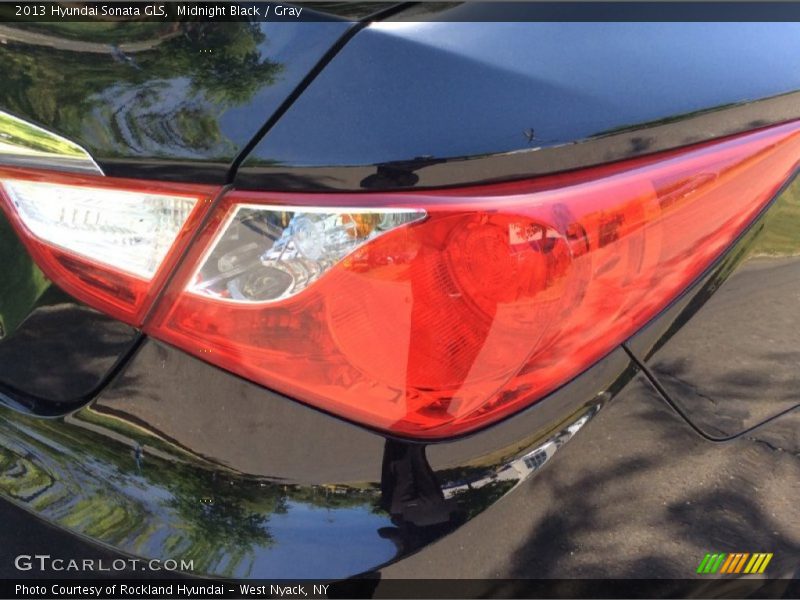 Midnight Black / Gray 2013 Hyundai Sonata GLS